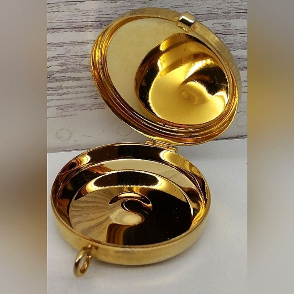 Pyx Holy Communion Brass Pewter Peace Dove - Picture 9 of 13